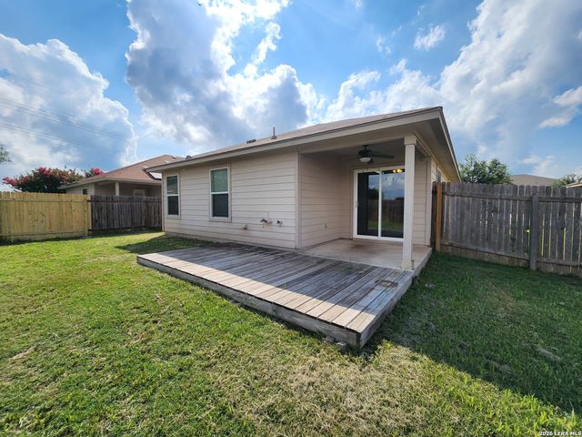 789 GREAT OAKS DR, New Braunfels, TX 78130