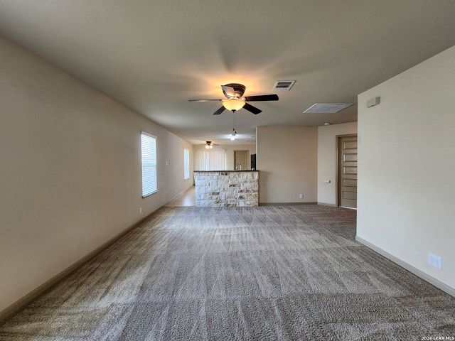 789 GREAT OAKS DR, New Braunfels, TX 78130