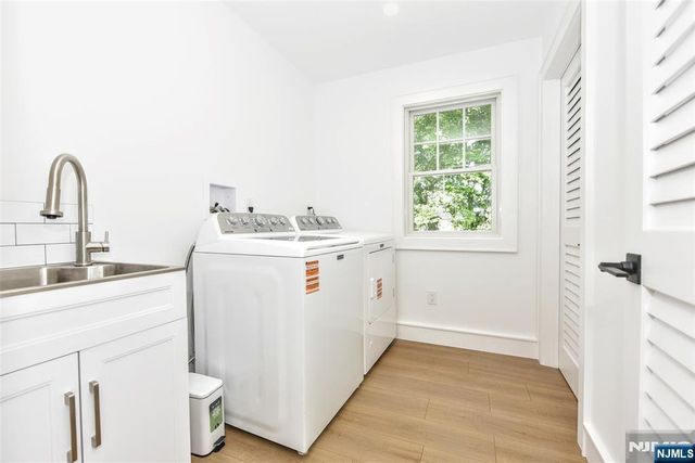 17 Grandview Avenue, Upper Saddle River, NJ 07458