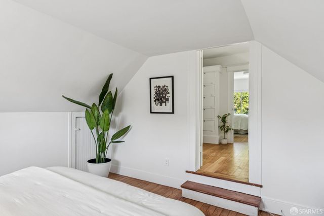573 Edinburgh Street, San Francisco, CA 94112