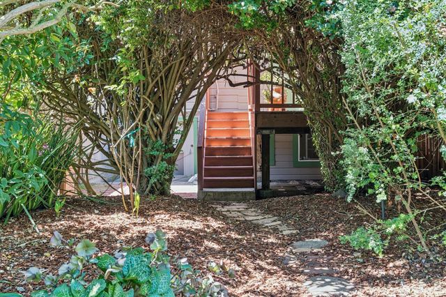 573 Edinburgh Street, San Francisco, CA 94112
