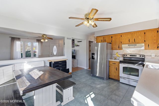 52 Sunset Avenue, Old Bridge, NJ 08857