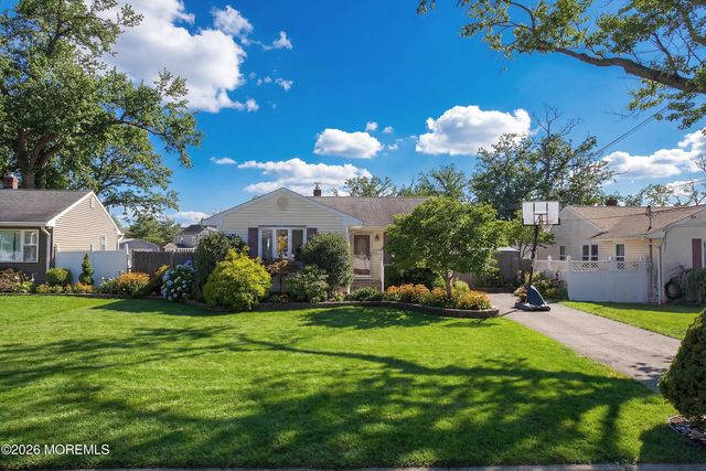 52 Sunset Avenue, Old Bridge, NJ 08857