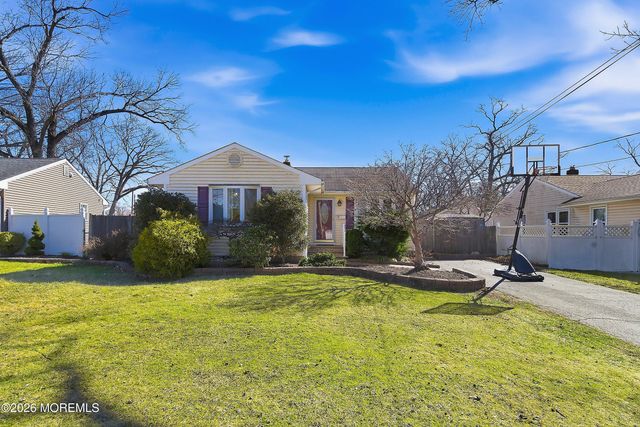 52 Sunset Avenue, Old Bridge, NJ 08857