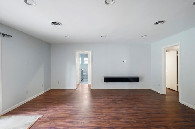 10502 Timberwood Drive, Houston, TX 77043