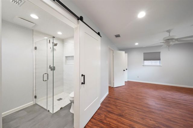 10502 Timberwood Drive, Houston, TX 77043