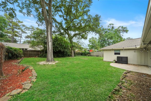 10502 Timberwood Drive, Houston, TX 77043