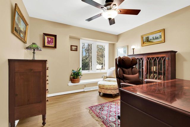 1103 W Montclaire AVENUE, Milwaukee, WI 53217