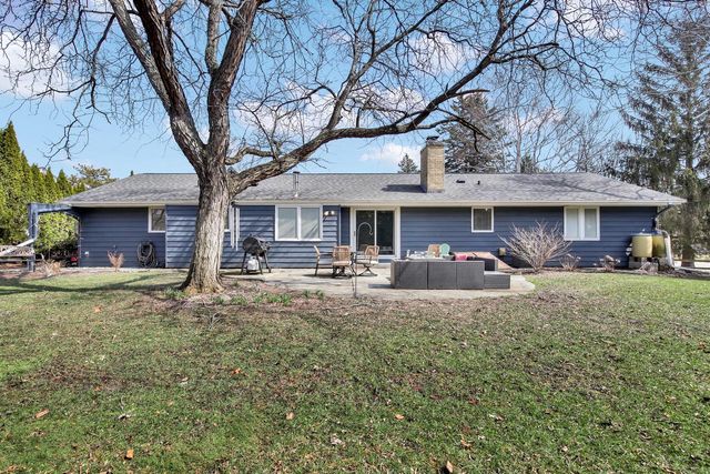 1103 W Montclaire AVENUE, Milwaukee, WI 53217