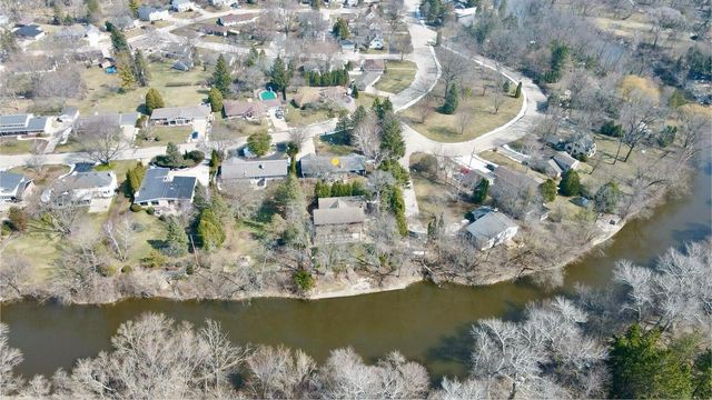 1103 W Montclaire AVENUE, Milwaukee, WI 53217