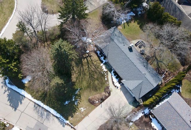 1103 W Montclaire AVENUE, Milwaukee, WI 53217