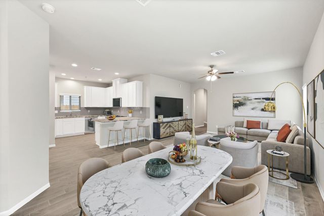 216 Emerald Thicket Lane, Huffman, TX 77336