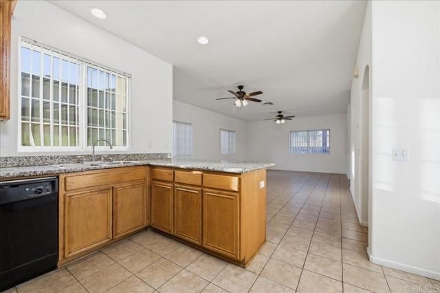 915 Stoneys Lane, El Cajon, CA 92021