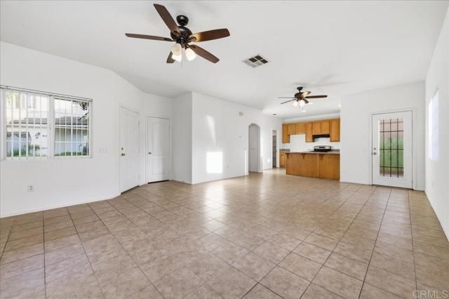 915 Stoneys Lane, El Cajon, CA 92021