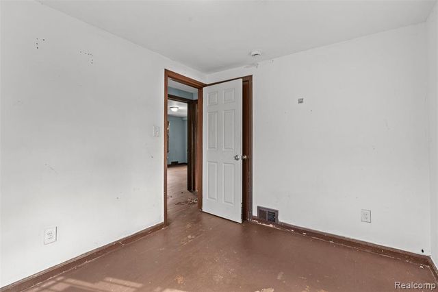15082 Hazelridge Street, Detroit, MI 48205