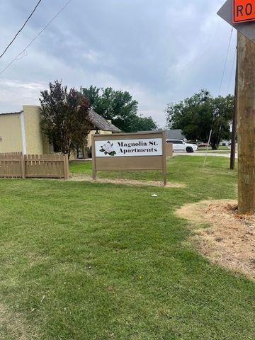 1100 Magnolia Street C, Brownwood, TX 76801