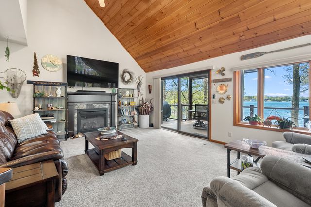 11003 South Drive, Plainwell, MI 49080