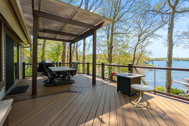 11003 South Drive, Plainwell, MI 49080