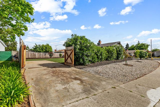 1171 School St, Folsom, CA 95630