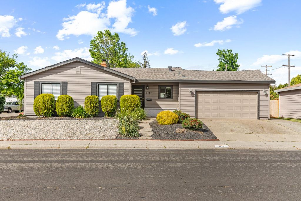 1171 School St, Folsom, CA 95630