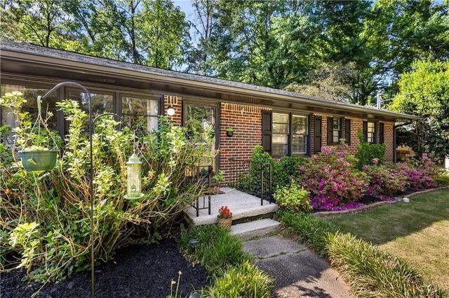 2859 Concord Drive, Decatur, GA 30033