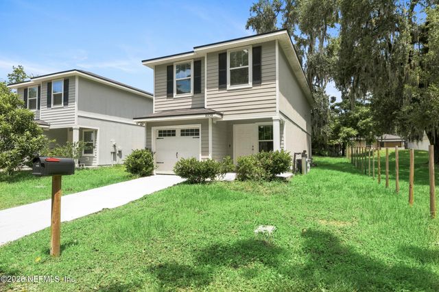 8339 WOODS Avenue, Jacksonville, FL 32216