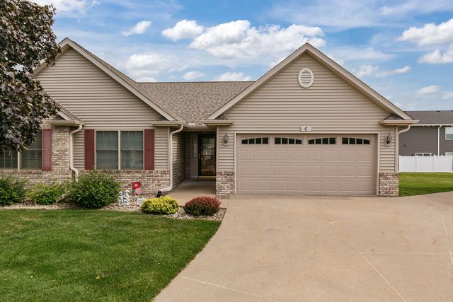 6 NORTHWEST Crossing 6, Davenport, IA 52806
