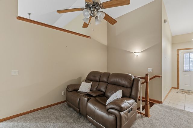6 NORTHWEST Crossing 6, Davenport, IA 52806