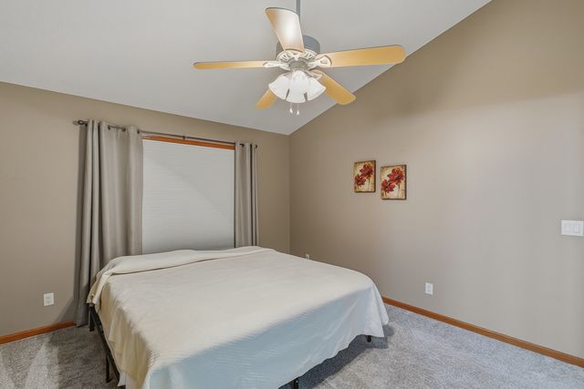 6 NORTHWEST Crossing 6, Davenport, IA 52806