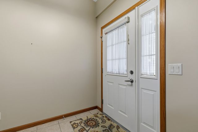 6 NORTHWEST Crossing 6, Davenport, IA 52806