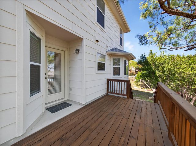 506 Knights ROW, Cottonwood Shores, TX 78657