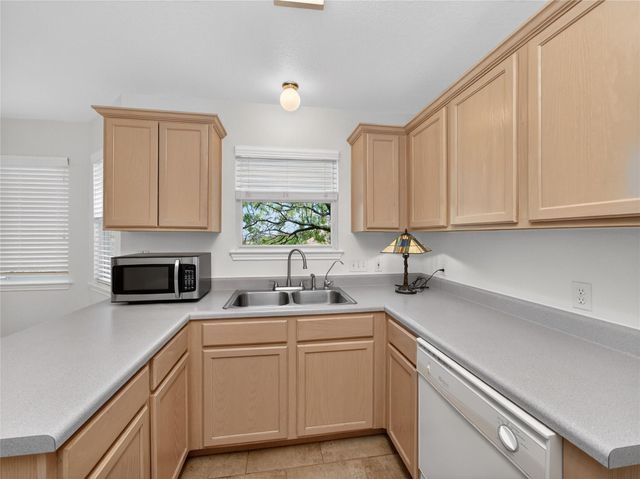 506 Knights ROW, Cottonwood Shores, TX 78657