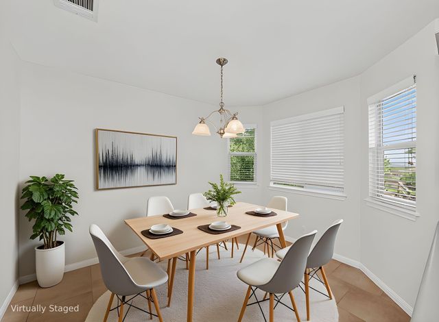 506 Knights ROW, Cottonwood Shores, TX 78657