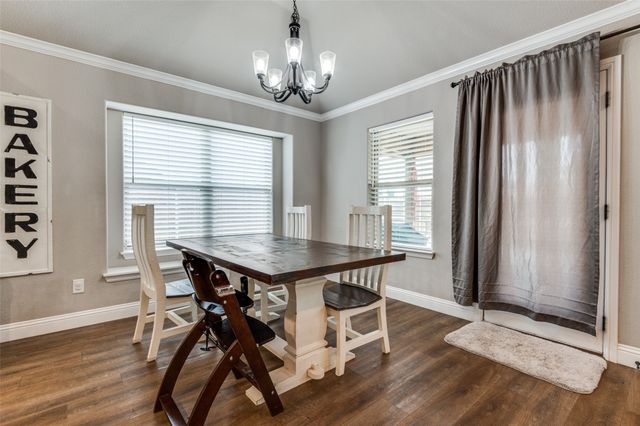 300 Cherry Point Drive, Palmer, TX 75152