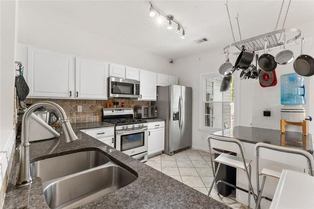 1215 Whitestone Ridge, Alpharetta, GA 30005