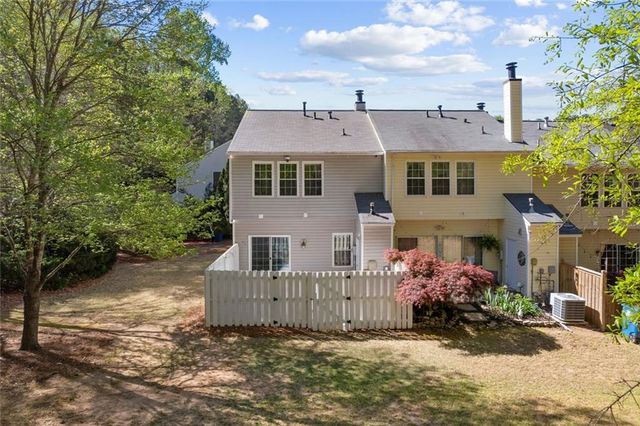 1215 Whitestone Ridge, Alpharetta, GA 30005