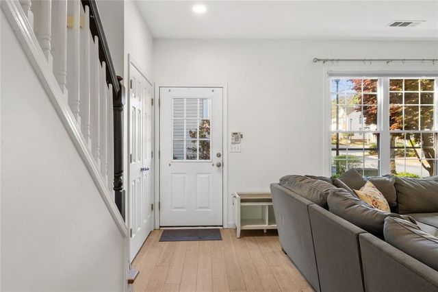 1215 Whitestone Ridge, Alpharetta, GA 30005