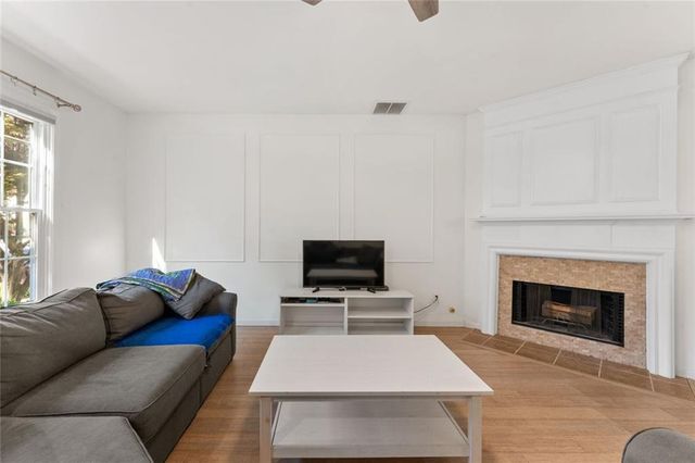 1215 Whitestone Ridge, Alpharetta, GA 30005