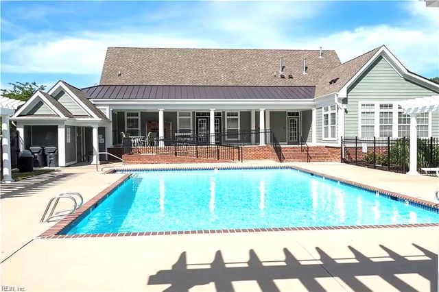 5616 Memorial DR, Virginia Beach, VA 23455