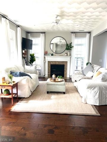 5616 Memorial DR, Virginia Beach, VA 23455