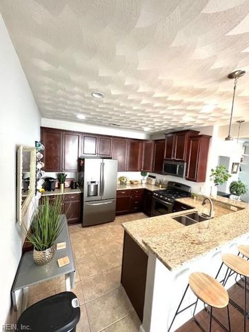 5616 Memorial DR, Virginia Beach, VA 23455