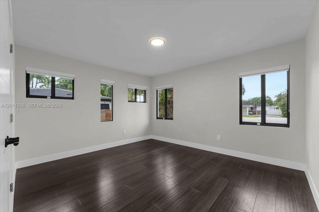 29 NE 95th St, Miami Shores, FL 33138