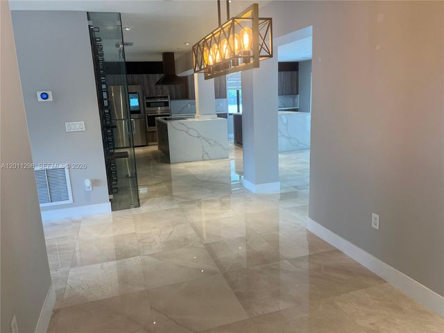 29 NE 95th St, Miami Shores, FL 33138