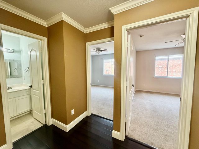 12820 Waynespur LN, Elgin, TX 78621