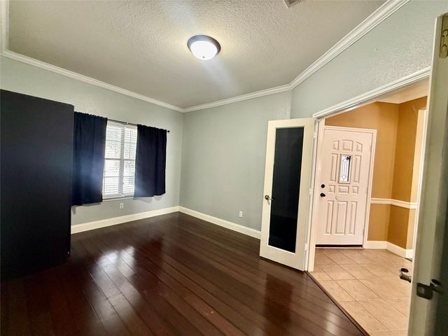 12820 Waynespur LN, Elgin, TX 78621