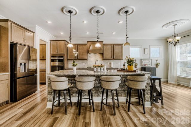 1318 Poppy Way, Matthews, NC 28104