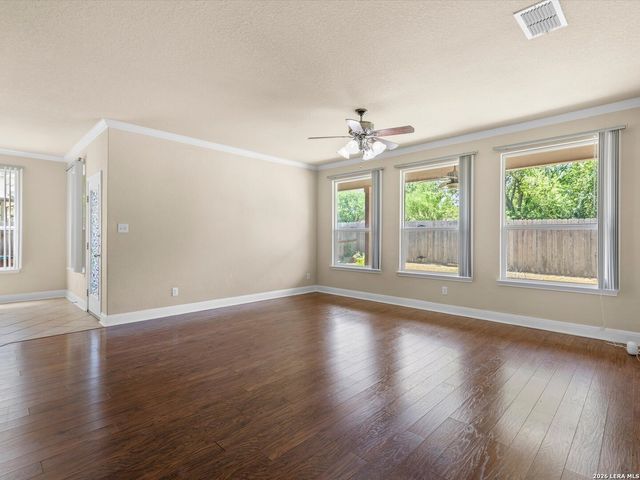 6259 OZONA ML, San Antonio, TX 78253