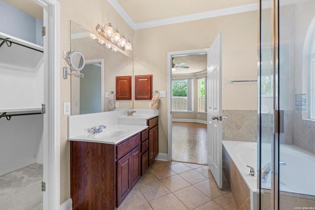 6259 OZONA ML, San Antonio, TX 78253