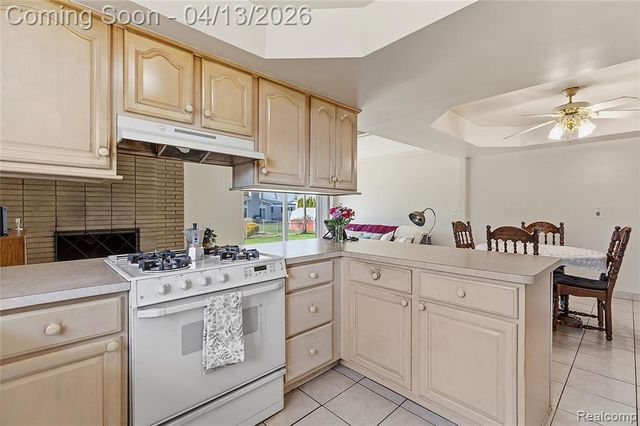 31541 Carion Drive, Warren, MI 48092