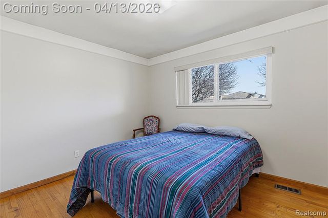 31541 Carion Drive, Warren, MI 48092